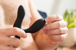 We-Vibe Vector + Лубрикант 50 мл- Масажер простати, 10.6х3 см (чорний) - Зображення 10