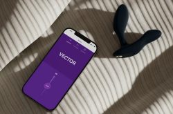 We-Vibe Vector + Лубрикант 50 мл- Масажер простати, 10.6х3 см (чорний) - Зображення 11