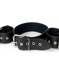 Нашийник з наручниками із натуральної шкіри Art of Sex – Bondage Collar with Handcuffs