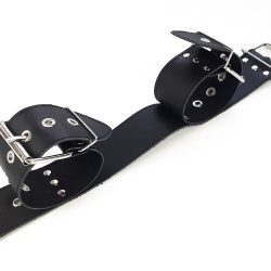 Нашийник з наручниками із натуральної шкіри Art of Sex - Bondage Collar with Handcuffs - Зображення 5